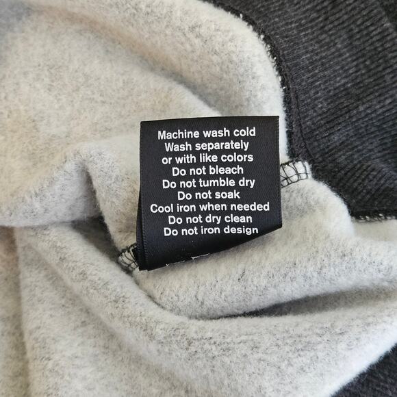 A24 Studios Pullover Sweatshirt Patch Logo Crewneck Dark Gray | Men Large - Picture 16 of 16